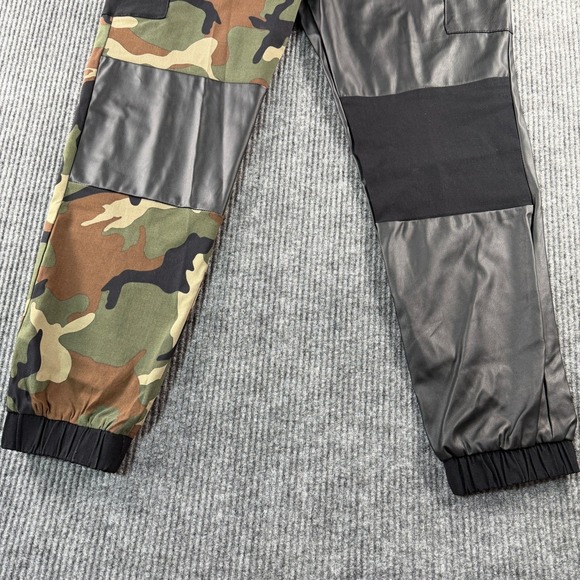 Like an Angel Cargo Jogger Pants Women XL Camo Black Faux Leather Excellent - Picture 3 of 8